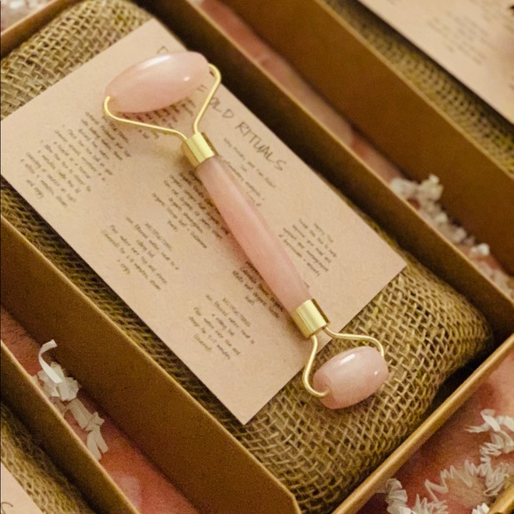 Genuine Rose Quartz Or Synthetic Opal Roller - Picture 3 of 4